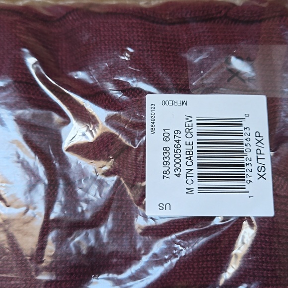 Tommy Hilfiger TOMMY HILFIGERFLAG LOGO CABLE KNIT SWEATER Size XS Burgundy - Picture 2 of 3